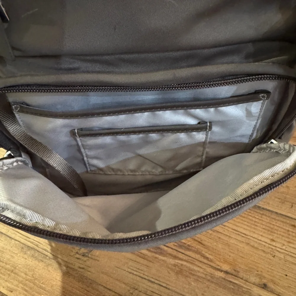 Tumi Voyager Hilden backpack- great used condition
